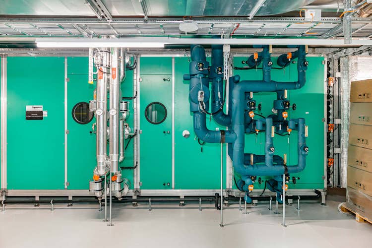 Installation de ventilation dans la Anna-Seiler-Haus.